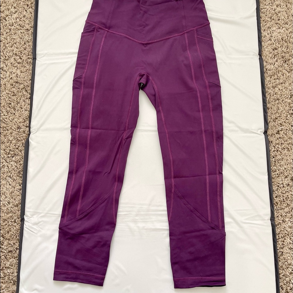 Lululemon All The Right Places Crop leggings
